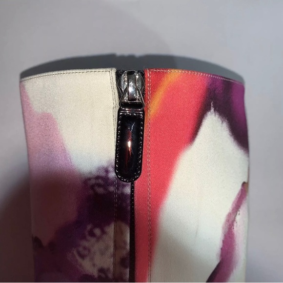CHANEL size 38.5 abstract floral watercolor RIDING BOOTS spring 2015 collection - Picture 9 of 12